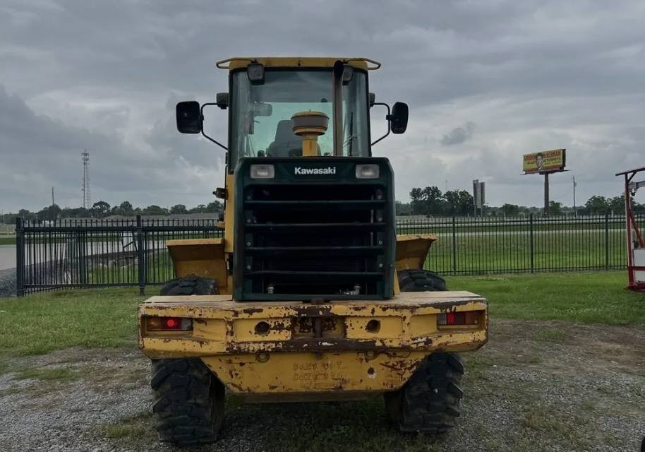 Kawasaki 60ZV
سنة التصنيع 2007
عدد ساعات العمل 10174
الشفل مثل ما موضح مابي صبغ ومكفول من الاعطال الميكانيكيه والكهربائيه 
موقع الشفل اوربا 
مدة التوصيل 30 يوم من بعد الاتفاق
سعر الشفل 27000$ 
للاستفسار التواصل خاص او واتس اب
+31657116376


**إذا كنت صاحب هذا الإعلان وتريد حذفه لأي سبب، رجاءا أرسل رسالة إلى الدعم الفني**