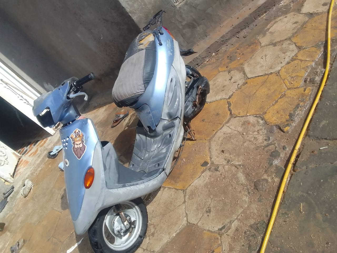 السلام عليكم البيع دراجه نضيفه حيل مامفتوحه دراجه جديده كهربائيه كله شغاله نكرت سلف سعرها 175مكاني السماوه السماوه المجد رقمي ***********
