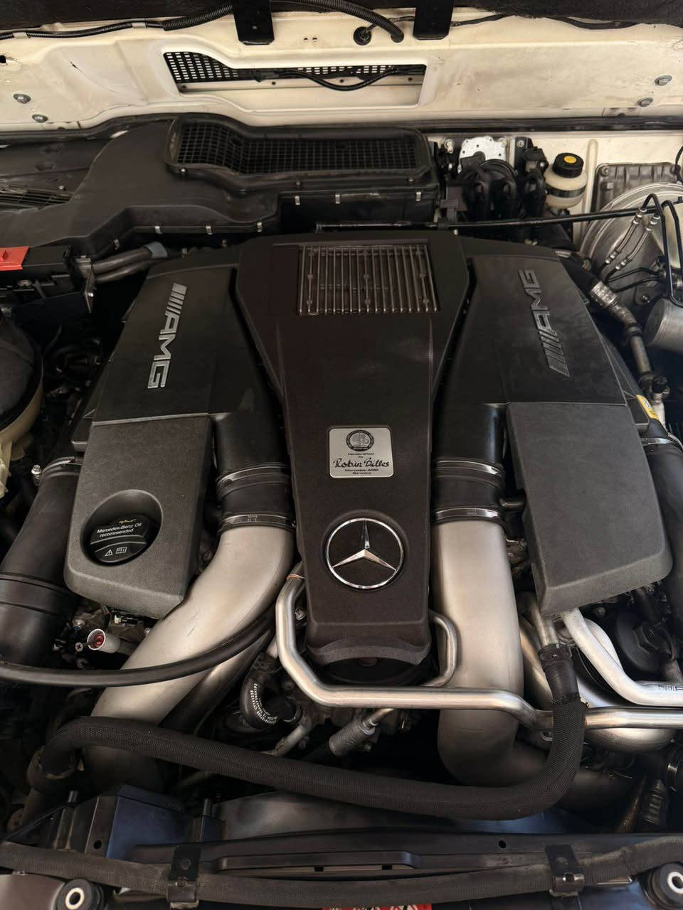 للبيع

G63 AMG مرسيدس جي كلاس 

‎ 2016  موديل

وارد الماني

ماشيه 102

‎ داخل مشمشي كاربون فايبر (اديشن وان) 

‎ كشنات تبريد تدفئه 

‎ كشنات amg 

‎ القدره الحصانيهG63 حصان 

‎ نظام الصوت harman 

حساس رادار كاميرا 

‎صوت كزوز مخيف بلادي 

‎مكينه وحداديه جاهزه بدون اي مصرف 

‎مواصفات ال AMG معروفه فول الفول 

‎دواخل مطعمه فايبر كاربون 

‎فتحه 

‎ ارضيات شركه 

‎السياره كلها وضع شركه برغي ممفتوح بيها مكينه كير حداديه كله جديد بيها سياقه تخبل وبل حقيقه احلى 

‎العنوان بغداد رقم الهاتف ***********
السعر 450 وبيها مجال  

‎ بغداد, العراق
