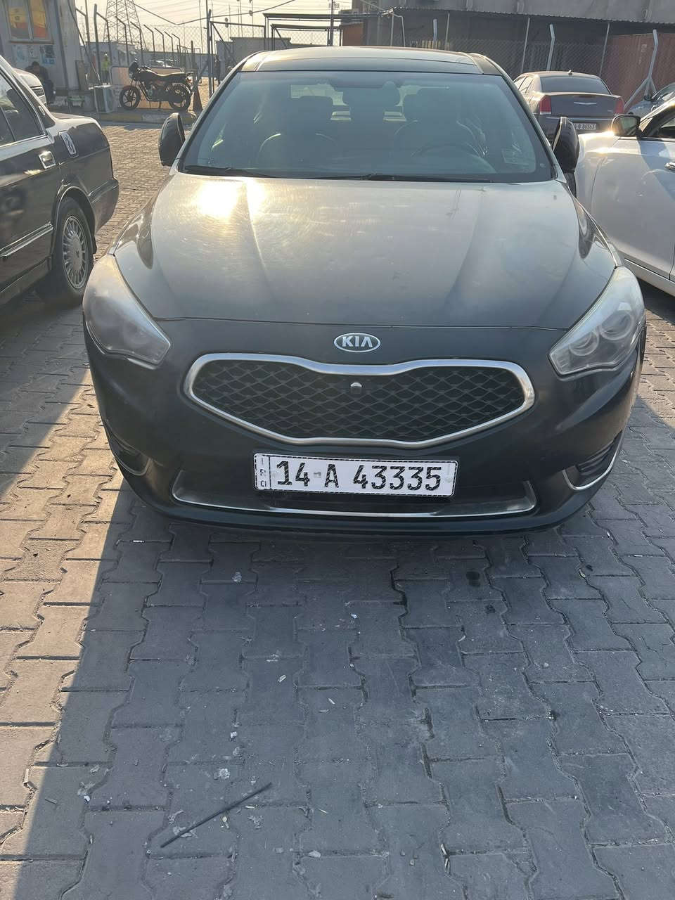 كيا كادنزا خليجي 2018 للبيع فقط انا مكلف الاستفسار على رقم صاحب سياره ***********
