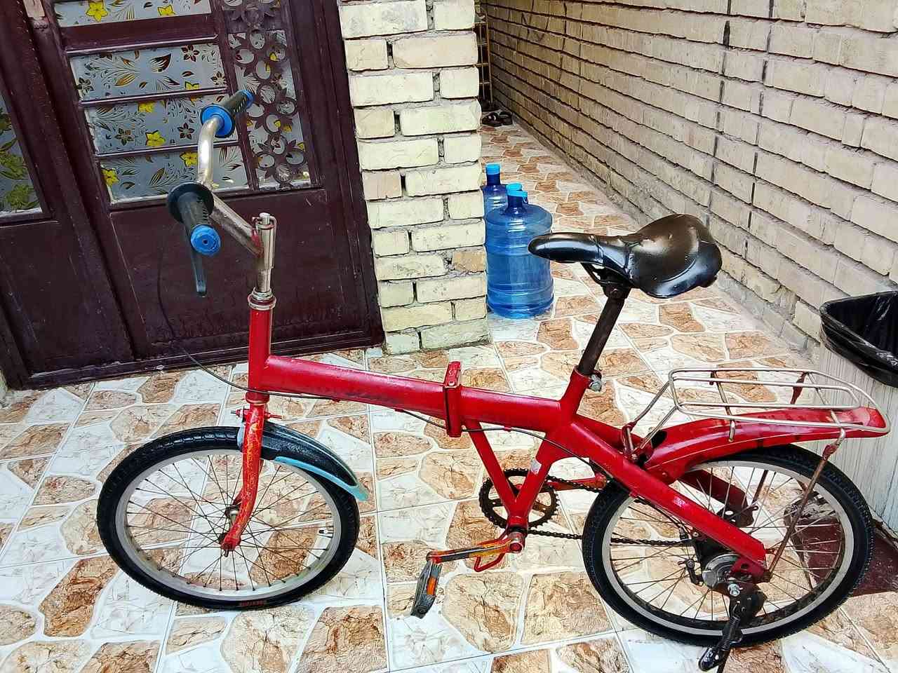 بايسكل للبيع حجم 20 يطبك السعر 30الف نهاية اربع شوارع.        شارع مخبز المجتبى ***********

