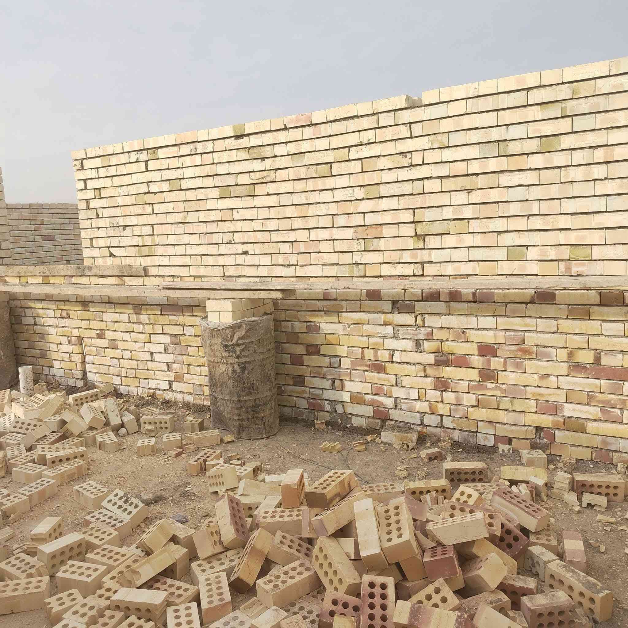 خلفة بناء متفرق حالين شغل درجه اولى استلام مهندس وهذا رقم *********** مكاني نجف
