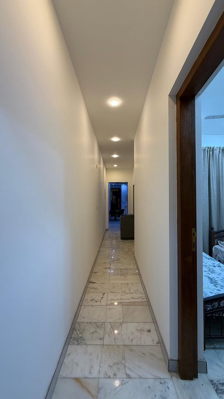 🏡 شقة مؤثثة للإيجار – المنصور / حي دراغ
 تحتوي على 2 غرف نوم صالة مطبخ حمام 

📍 موقع هادئ ومميز
📞 للاستفسار: ***********
🏢 مكتب أمير علي للعقار – المنصور / حي دراغ

#المنصور #حي_دراغ #شقة_للإيجار #شقة_مؤثثة #عقارات_بغداد #مكتب_أمير_علي_للعقار

