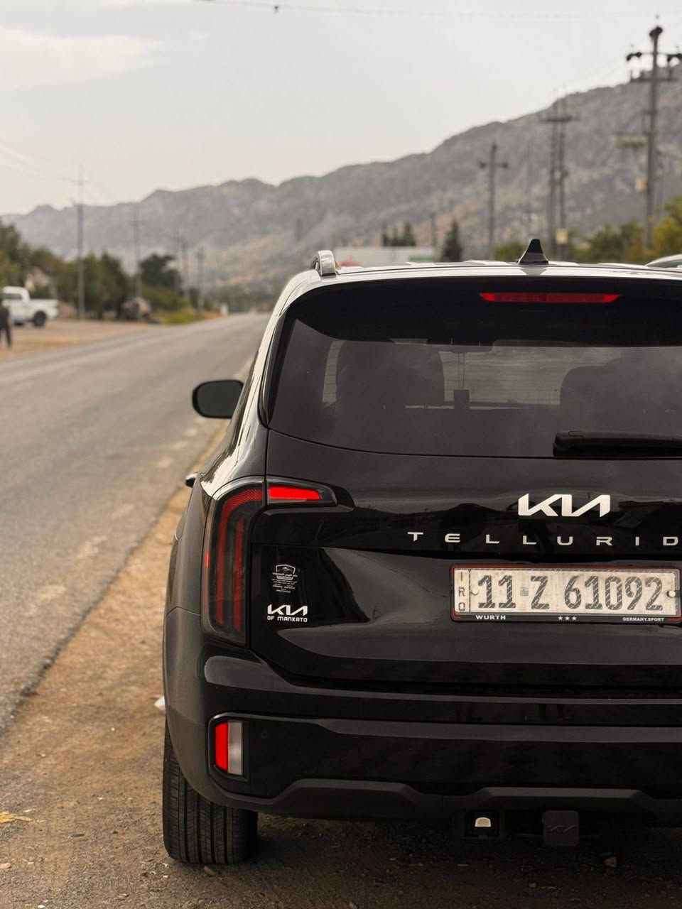 كيا تيولرايد 2024 XLIN – فول مواصفات
الحادث كما موضح بالصور

وهنا صار بيها باب الصدر ربع صبغ   

🔹 رقم بغداد 

🔹 ماشية 23 الف ميل

 🔹دفع رباعي (فور ويل)

🔹 7 راكب

بانوراما + جلد (تدفئة/تبريد)

شاشة كبيرة + ديجتل + Apple CarPlay

محرك 3.8 / كير 8 سرعات
 

 ***********
