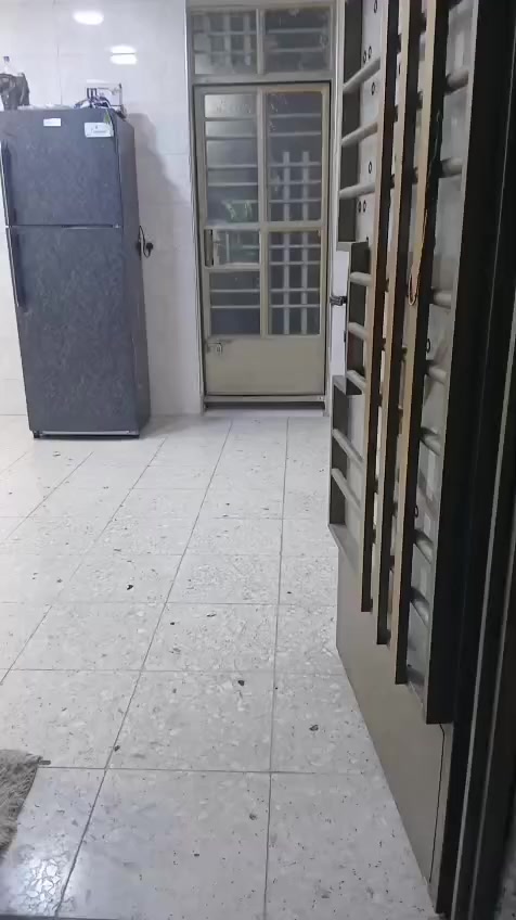 بيت طابو زراعي سند 25م مساحه 200م طابق واحد غرفتين نوم وهول ومطبخ وحمام استقبال العنوان زعفرانيه دور الصحه الاولى قريب مدرسة واسط بيت صف ركن بناء طابوك بناء جديد درجه اولى فول رقم مكتب الأخوين للعقار ***********واتساب
