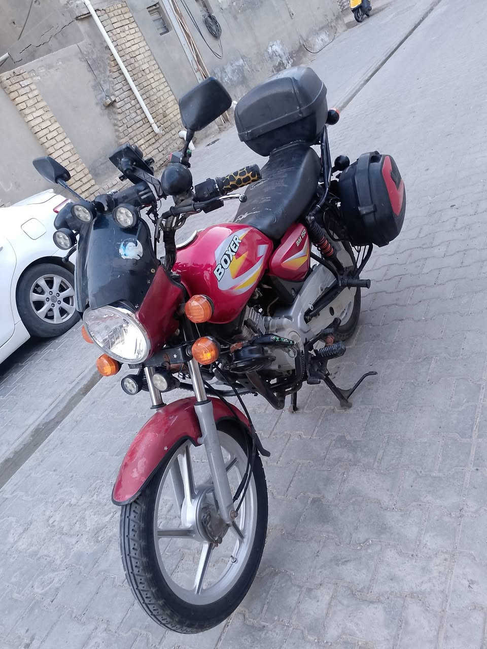 سلام عليكم بوكسر للبيع سعر على الخاص او على الرقم ***********//.  رقم+سنويه //
