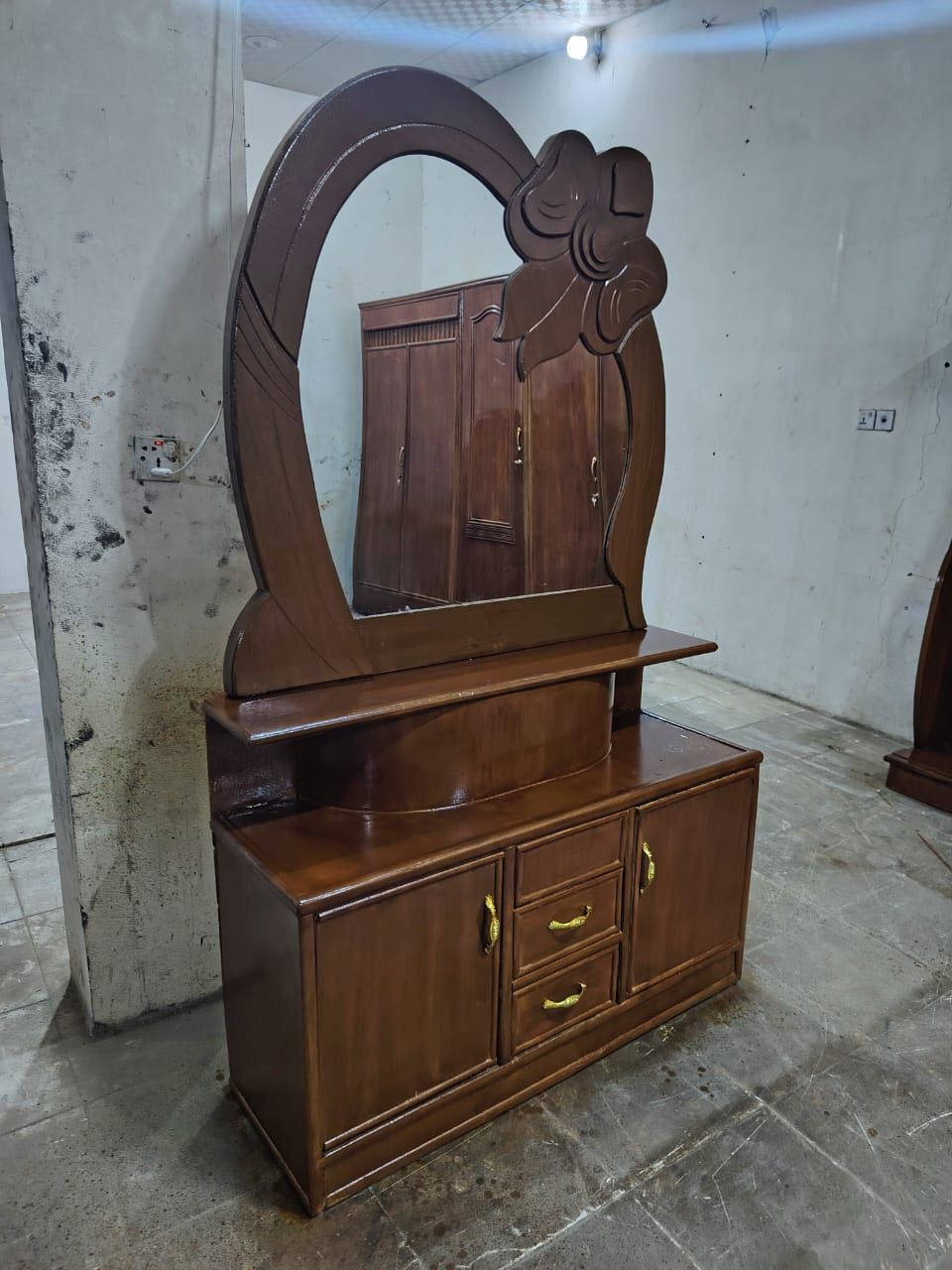 غرفة تسكام صاج كل ضرر مابيه 
السعر 450وبيه مجال 
العنوان حلة ابو غرق حي الحسين يوجد توصيل بكروة 
@إشارة


**إذا كنت صاحب هذا الإعلان وتريد حذفه لأي سبب، رجاءا أرسل رسالة إلى الدعم الفني**