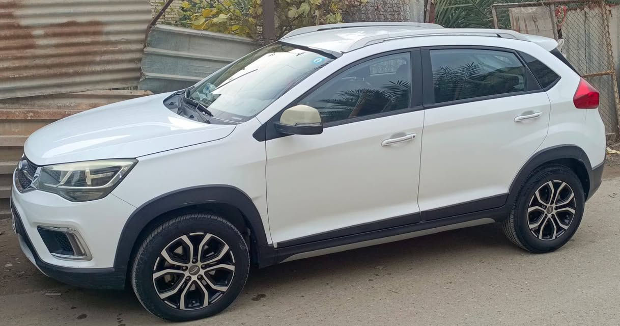 السلام عليكم ورحمه الله 
تيكو 2 موديل 18 ماشيا 66 
كير ومكينة و تبريد مكفولات 
كامرة و شاشة تطعيم بالدشبول 
والكشنات سيارة اخت الجديده 
مكينة 1500 
 كير ميكانيك   مو كهربائي
بيها بارد باب السايق فقط 
شي بسيط
السعر 85 وبيها مجال بسيط 
اكرر السيارة اخت الجديده شباب 
سيارة رقم بغداد 
باسمي وتحويل مباشر 
التواصل 
***********
