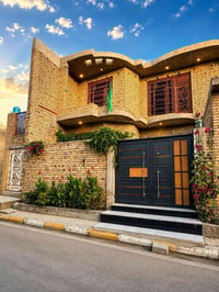 بيت • ٣٠٠م • شارع دبي