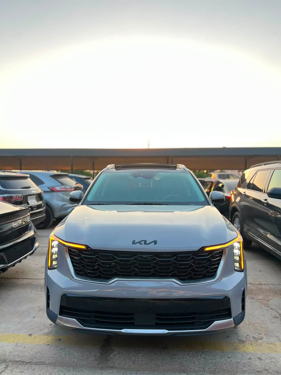 Kia sorento s 2025
وارد امريكي

✅الون سمنتي

ماشي ٨ الف مايل

سيارة فول مواصفات

المحرك ٢٥٠٠ تيربو ٤ سليندر

✅سبعة راكب

بدون رقم بشرط الترقيم شمالي

ضرر سيارة شوي بوند صبوخ

رقم الشاصي 5XYRL4JC6SG332004 

مكان سيارة سليماني

السعر ٢٨٠$$ ورقه

***********
