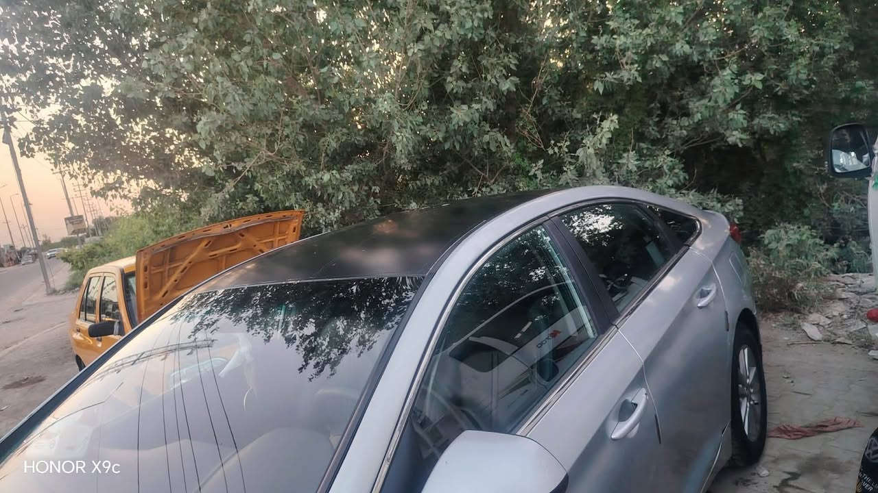 السلام عليكم سوناته 17 كص جنطه سياره جاهزه من كلشي
مكينه 2000 دوش غاز غاز بلاد 

مكينه كير تبريد حداده طوبه سياره جاهزه 

متوم شمالي طبق لاصل سنويه وارقام اصليه شرط شرط الحاسبه 

مكانها ديوانيه ....السدير

السعر 52 وبيهه مجال قليل للشراي.   .....اتصال ...
‏‪***********‬‏

#ادمن
