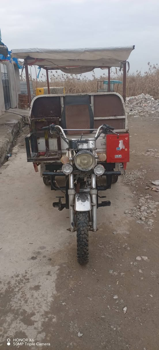 السلام عليكم ستوته للبيع 2017 المحرك 2019 محرك شرط شاصي شرط ستوته جاهزه سعر 600 قفلها صفائح بيها***********
