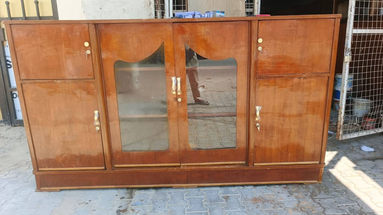 بوفياات ثنين الصغيره 120
والجبيره ب150 وبيهن مجال


**إذا كنت صاحب هذا الإعلان وتريد حذفه لأي سبب، رجاءا أرسل رسالة إلى الدعم الفني**