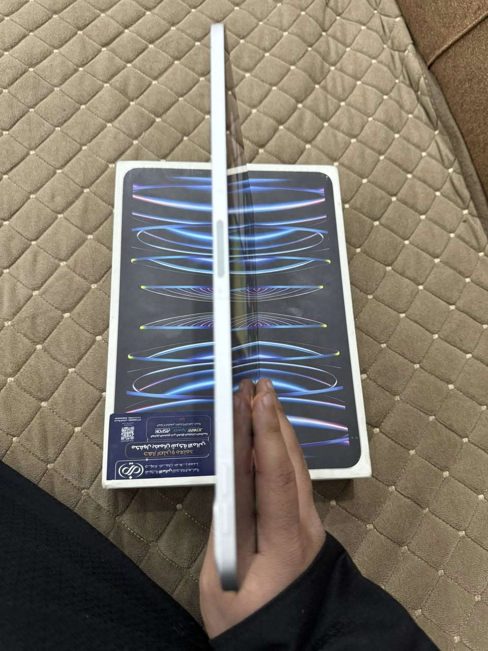 السلام عليكم اخوان عندي ايباد M2 الشاصي نضيف  الجهاز مبدل ايسي اصلي
مايطلع بالحاسبه مبدل بي شي ذاكرته 256 
 سعره 600 مكاني بغداد مدينة الصدر 
للأستفسار ***********5
