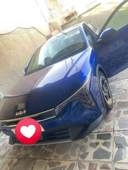 السلام عليكم سياره كيا فور للبيع موديل25حادثه بالخلف بسيط سياره فول عده الفتحه بدون ايرباك السياره ماشيه 3000 وشويه السياره جديده العنوان بغداد السعر 187بيها مجال بسيط السياره رقم بغداد بسمي التحويل ثاني يوم  رقم الجوال ***********
