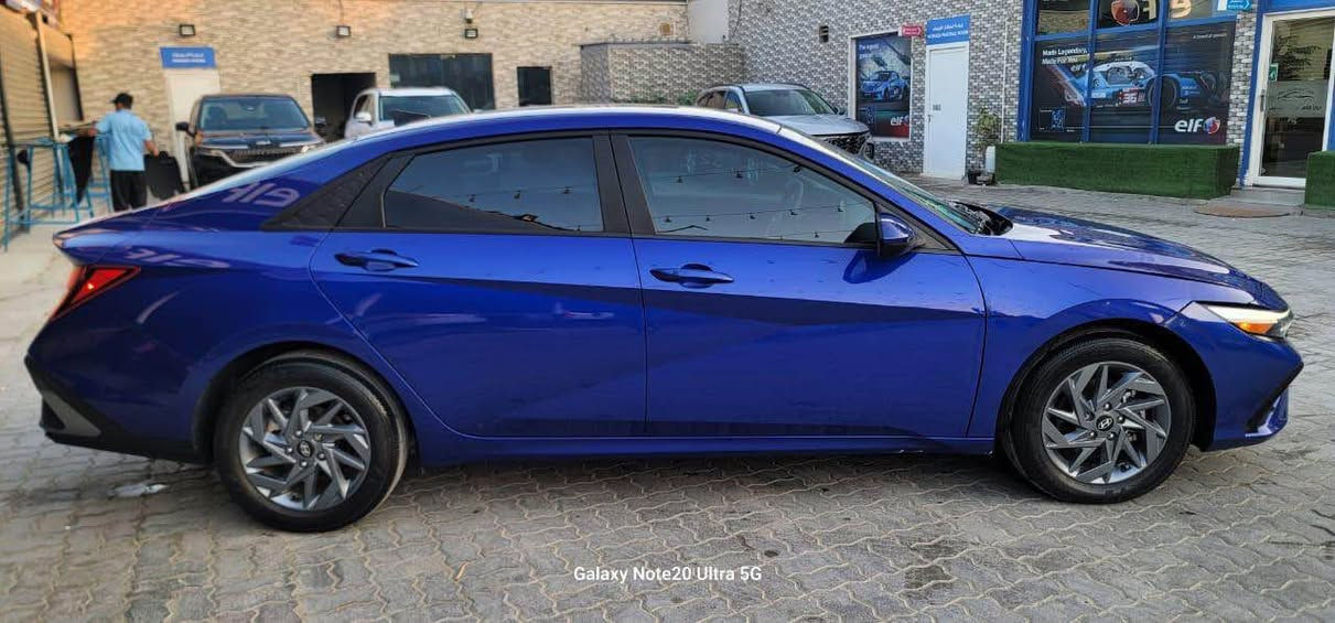 ألنترا موديل 2024 
مرقم وكامل شهداء كركوك حادثها بنيد وچاملغ بدون تبديل صبغ فقط بدون دواخل بدون ايرباك  غراضها كلهن نفسهن الأصليات مابدلات ولا ضرر داخلي ماشيه 18000 مايل وقابل للزياده سياره جديده بمعنى الكلمه وراعيها مستعد يسوي وكاله تسجيل جديد باقي سنه ونص وتصير حره  موجوده بالبصره  بيع او مراوس ب K5  شمالي بدون رقم 
السعر 145 وبيها مجال للاستفسار *********** البصرة, العراق
