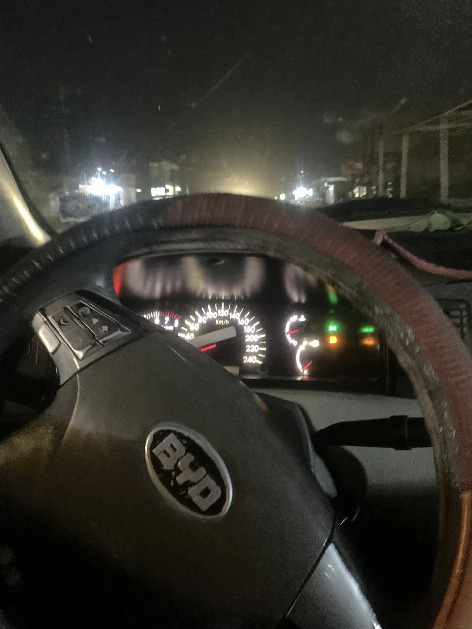 السلام عليكم 
بي وايدي 
موديل 2011. f3  مكينه لانسر كير عادي 
تحويل ثاني يوام سنويه لل 2030 مصغره هيئه وغرمات 
مكينه وكير ضمان لاتبخير ولاتنقيص
كهربائيات كلها شغاله ماصدات جداد جويتر جديد عنبار كلج جديد
تيرات نضيفات  كشرها حلو خيسات بسيطه 

مكاني بابل المحاويل    سعرها  $37 مجال بسيط
بروح جدك اذا موشراي لاضل تعامل وتواعد جذاب 

📞 ***********
