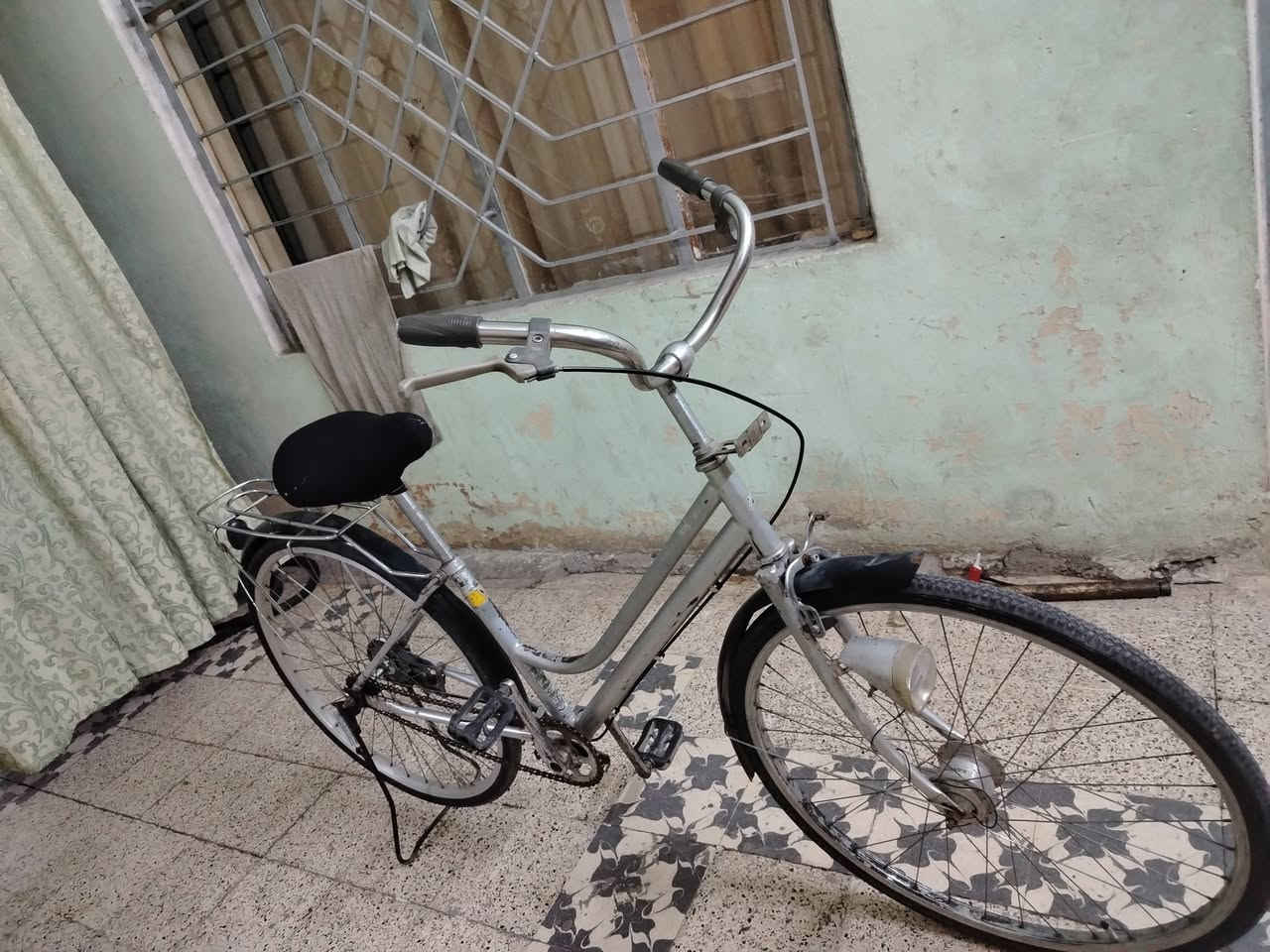 سلام عليكم باسكل للبيع نضيف سعر  60 بي مجال


**إذا كنت صاحب هذا الإعلان وتريد حذفه لأي سبب، رجاءا أرسل رسالة إلى الدعم الفني**