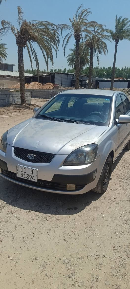 السلام عليكم كيا ريو 2007كير مكينه 1600بيهه خيط بخار 
بيها 3قطع صبغ جاملغين الماميات وجاملغ الخلفي بدون دواخل السعر 70وبيهه مجال مكاني بغداد المحمودية ناحيه الرشيد ***********
