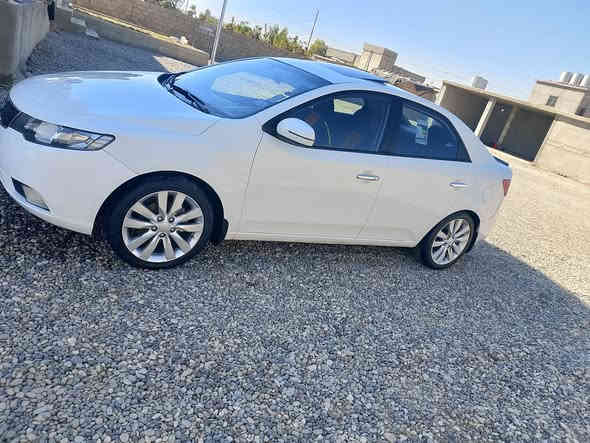 سيراتو موديل 12 رقم سليمانيه دولي سنويه وهزه جديده شرط وكاله وتحويل كير شرط محرك شرط لاصرف ولانفخ ولامفتوح صدر تواير كلو جديد السياره بدون صبغ بدون تبديل ثلث مكانات بارد
السياره فول مواصفات 
بصمه تشغيل
بصمه ابواب
سلايت 
مري شفط 
شفتات استيرن 
شاشه 
تحكمات ستيرن 
ويل حجم 17
تبريد لمس 
السعر112وبي مجال 
المكان القياره قاطع السبعاويين 
***********
