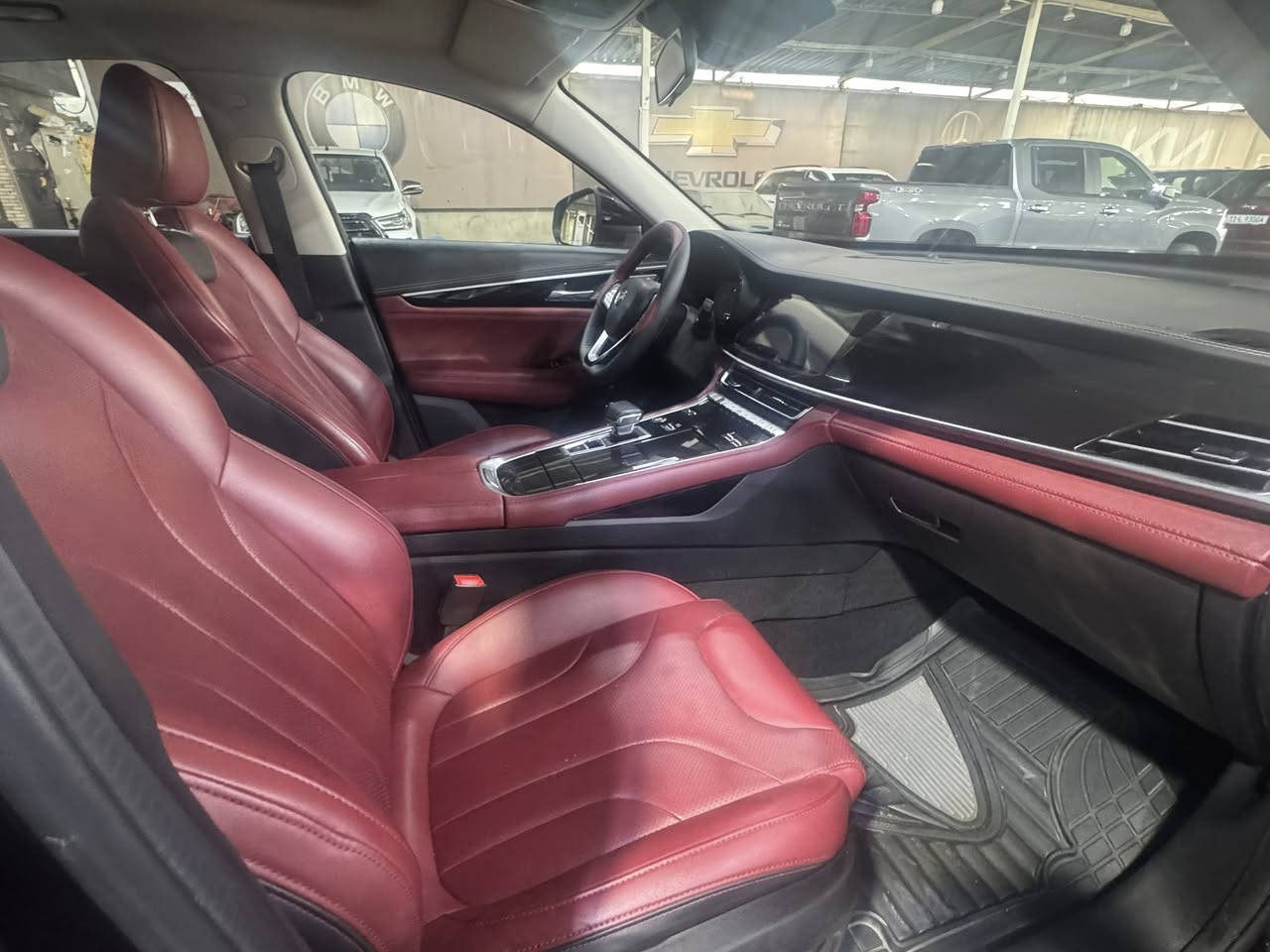 السلام عليكم ورحمة الله
للبيع شانجان cs85 
2021 
مكفوله كفاله عامه بارد وصبغ شرط الفحص 
مكان السيارة الكاظمية 

***********

السعر 153 وبيه مجال
