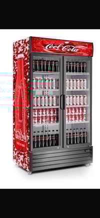 ثلاجة عرض • استخدام ١٠ أيام • شاشة الكترونية