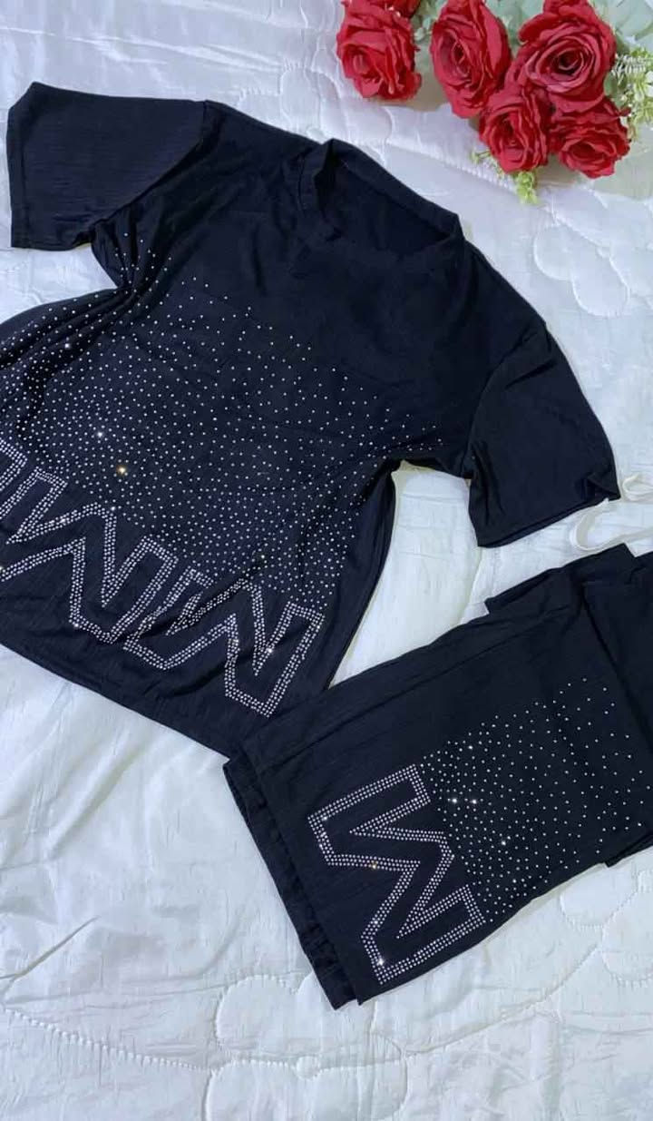 🎀تراك لمع كرستال ماركة  W 🎀

🎀خامة محززه ليكرا فري سايز 🎀

🎀السعر 10.000 🎀 بغداد, العراق


**إذا كنت صاحب هذا الإعلان وتريد حذفه لأي سبب، رجاءا أرسل رسالة إلى الدعم الفني**