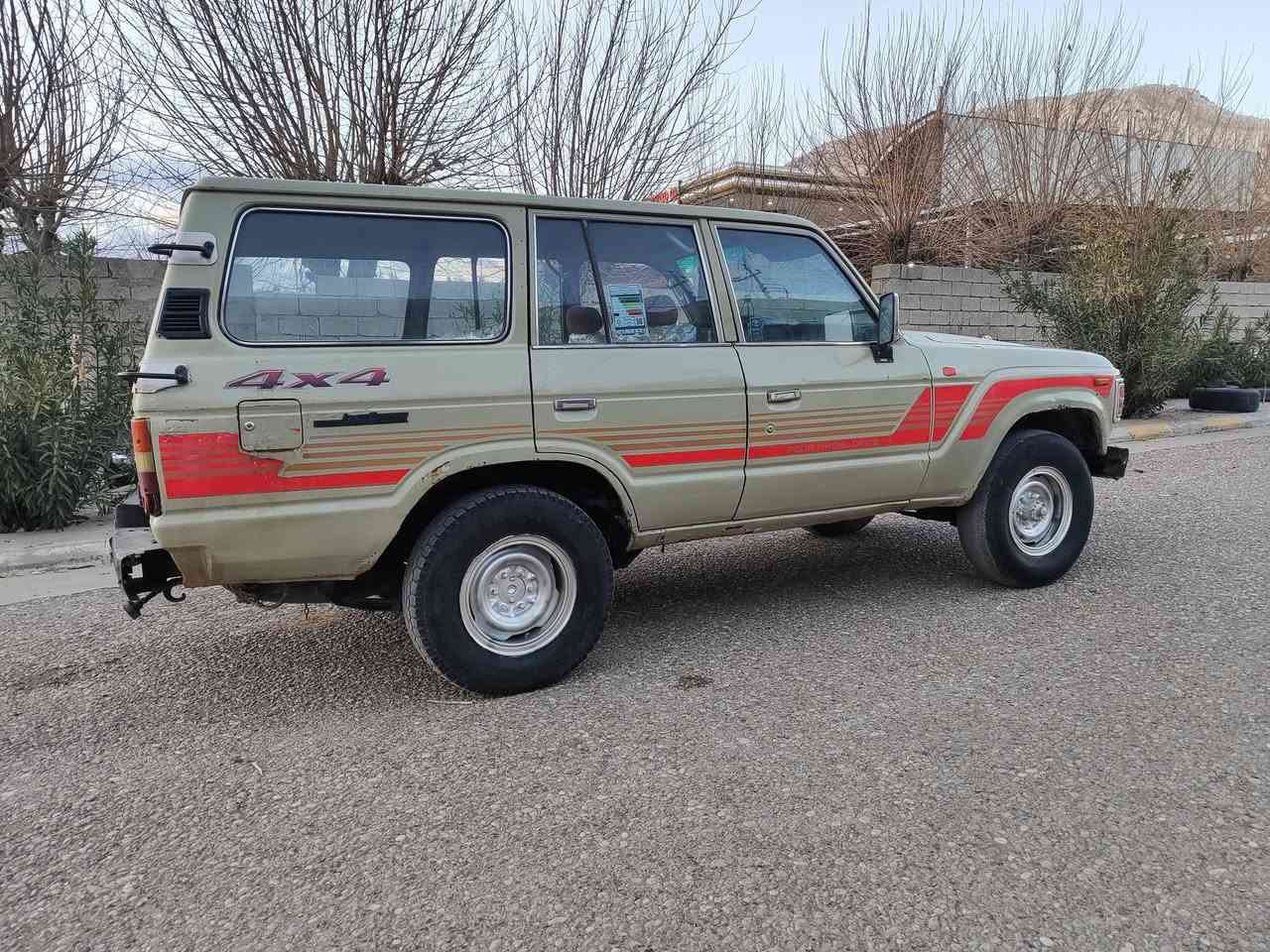 لاندکرۆز بۆفرۆشتن مۆدیل 1988 دەشبول ماسی  پاوەرو دیسک تابوکەیە 3fو6گێڕ ئاڕم پلاسیک سلێمانیە بەشەرتی ئەوەلیات سەیارەکە هیچ لێدراویو دەعمی بچوکیشی نیە تەقەوڕەقەی تیانیە ماشڵا لەمەکینەو گێڕی دبڵ ئەکسل بەشەرت زۆر زۆر جایزە مشتەری چات بنێرە یان تەلەفون بکە***********اسیا***********
