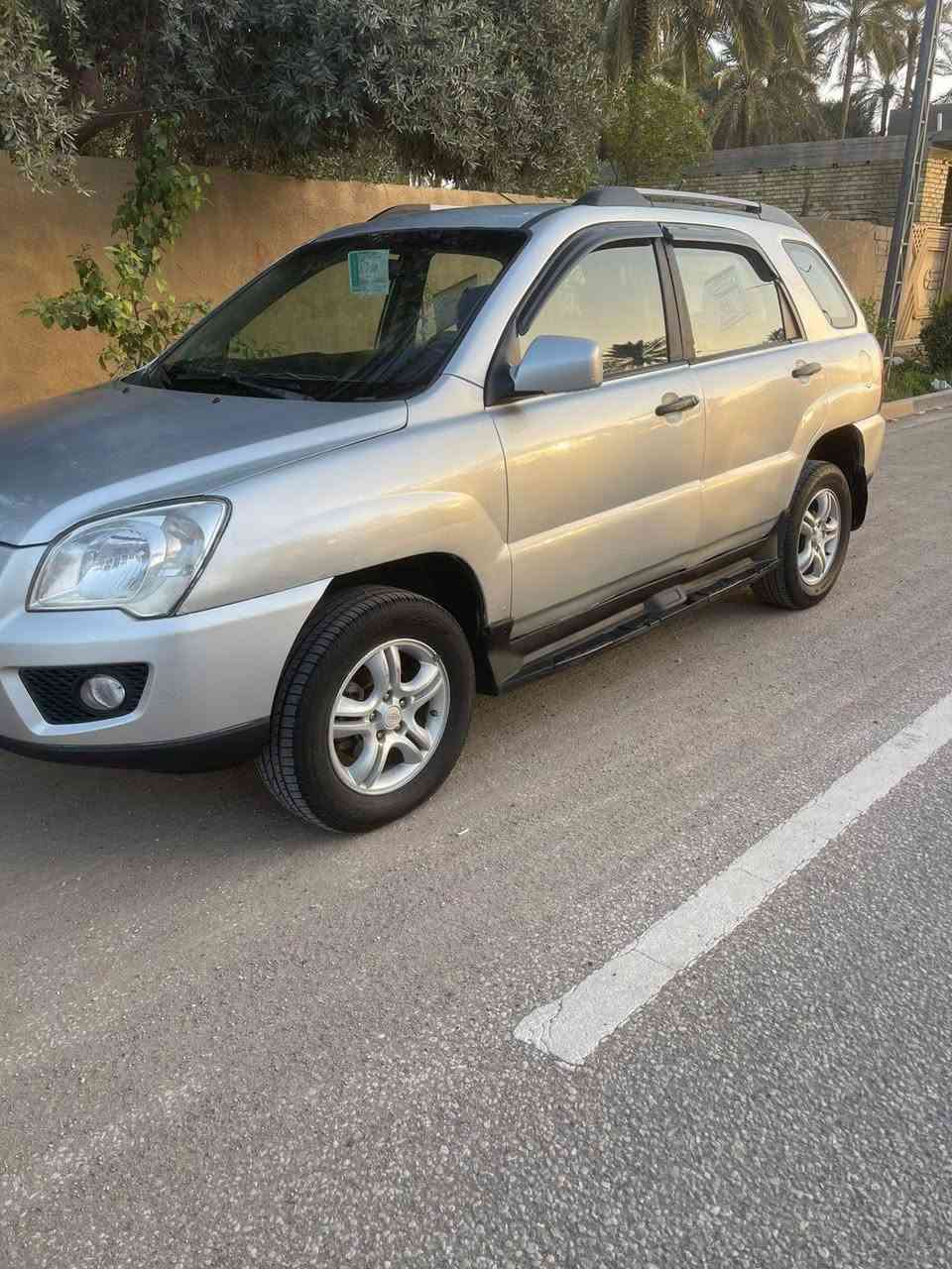 السلام عليكم سبورتج موديل 2010واردخليجي رقم بغداد باسمي مكينه 2000مصبوغه حزام  السونار ب المنشور مكينه وكير خير من الله. السعر 89
للاستفسار اتصل علئ الرقم ***********
مكلف بالنشر غير متواجد علئ الفيس كربلاء, العراق
