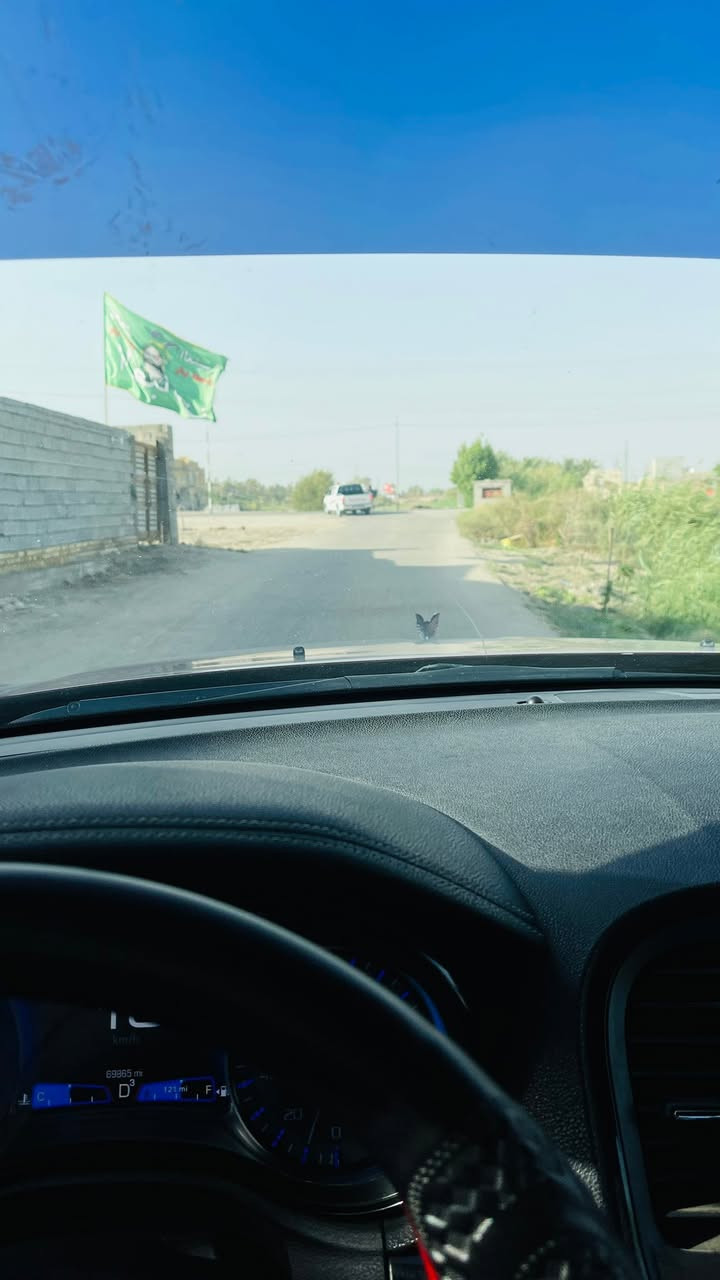 قطعه طابو أسهم للبيع
مساحه 300 متر 

طريق سوك فضليه نزله سيد احمد كاع السعدون 

مسافه عن شارع لعام 200 متر 

سكنيه كافه لخدمات 

السعر جدا مناسب 16 وبيه مجال للشراي 

لاستفسار والتواصل خاص او على الارقام لتاليه

ابو امير  :  ***********

منتظر حازم :  ***********

نستقبل كافه العروض الطابو والزراعي بيع وشراء في جميع مناطق سوك الشيوخ في مكتب الأمير للعقار  حي الجوادين قرب الصيدليه مباشرتا
