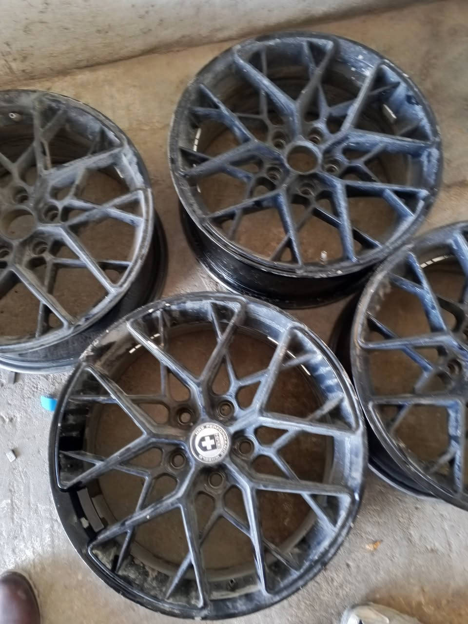 طقم وياله حجم 17لابيع اتواصل ***********
