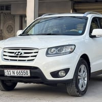 سنتافية 2010  مكينة V6 حجم 3500 مكفول فتحه  3 قطع تبريد 7 راكب  4x4 اش...