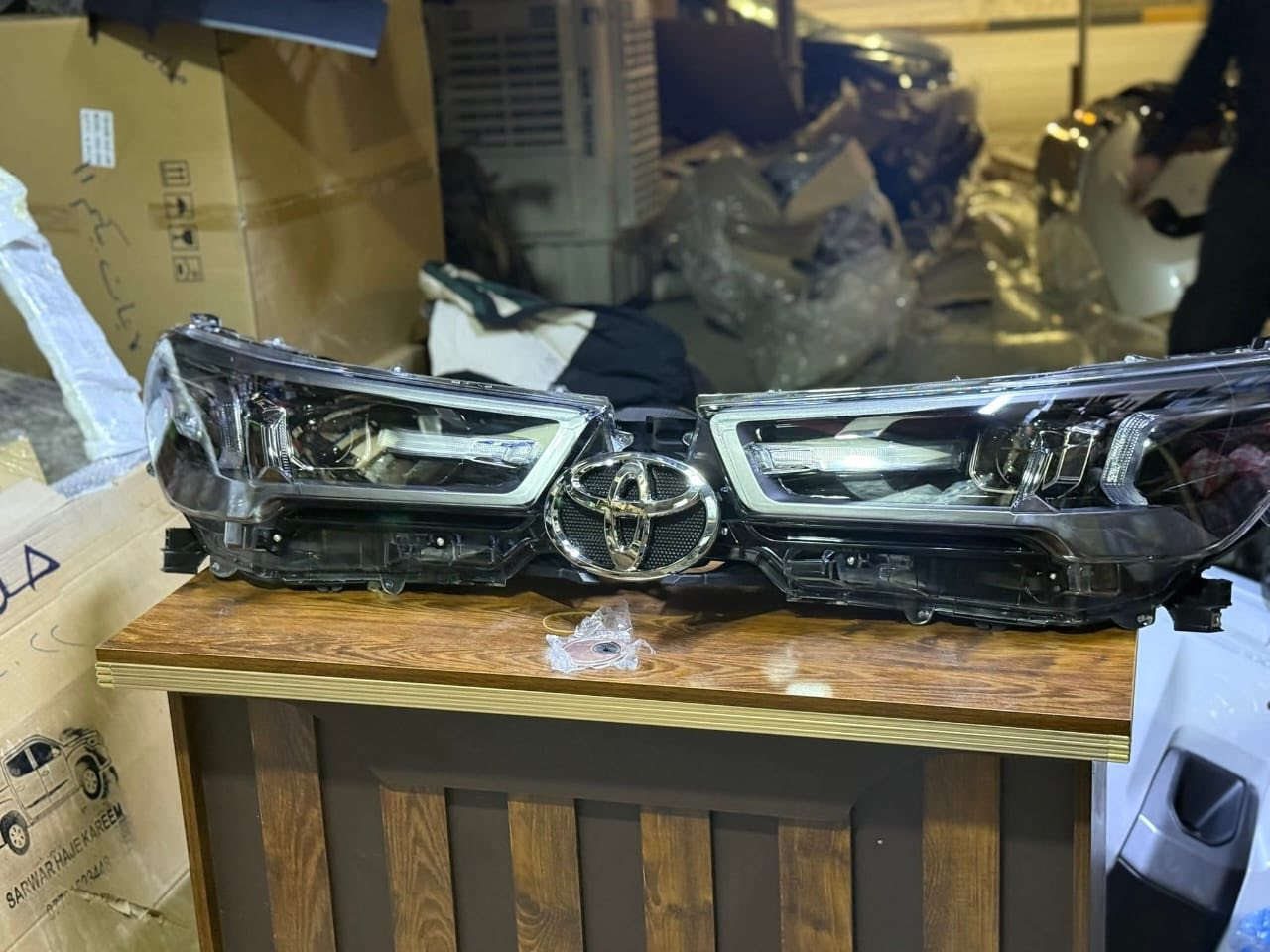 محلات الاصيل
***********
***********

تم بحمد الله وصول حاوية ادوات بيكم تفصيخ فتح اصلي + اصلي شركة + تجاري جميع موديلات الهايلوكس 2006-2025 جميع الفئات 

بيكم ناصي 
بيكم ادڤنجر 
بيكم TRD
بيكم GR
بيكم سعودي الناصي والعالي 

متوفر  دعاميات ، بنيد ، چاملغ ، ابواب ، باب بدي ، لايتات وبگ لايتات ، مرايات ، 

يتوفر توصيل جميع محافظات العراق 

العنوان :- بغداد - الطالبية - مقابل مطعم الصادق
