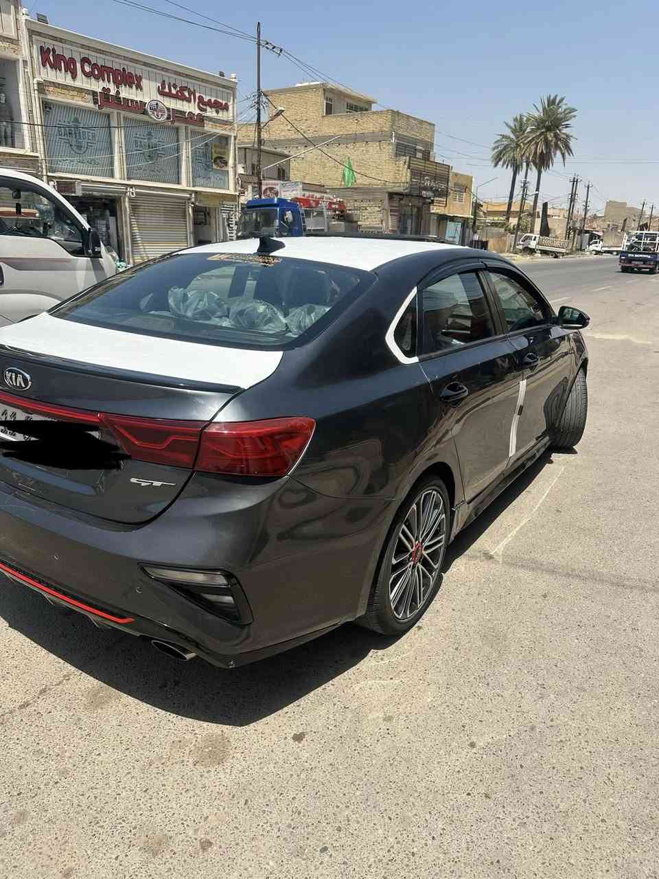 السلام عليكم كيا فورتي 2020 جيتي فول موصفات مكينه 1600 تيربو حدث بنيد مبدل فقط ليبل واحده بيه صباغ 3 قطع فقط كير مكينه صدر كله جديد تبريد شغال السياره جديد خير من الله احلا من الصوره بسمي تحويل ثاني يوم رقم بغداد جديد هزه جديده مكان السياره بغداد زعفرانيه  رقم تلفونا ***********
