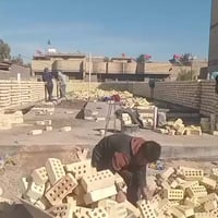 كادر كامل خلفات بناء استلام مهندس خيط وكبان وشاهول وتنضيف الموقع بعد ا...