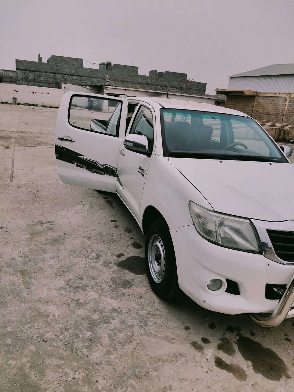 السلام عليكم للبيع فقط
موديل    2013
 سياره جديده مرتبة
السعر      175. بيه مجال
الاتصال ***********
