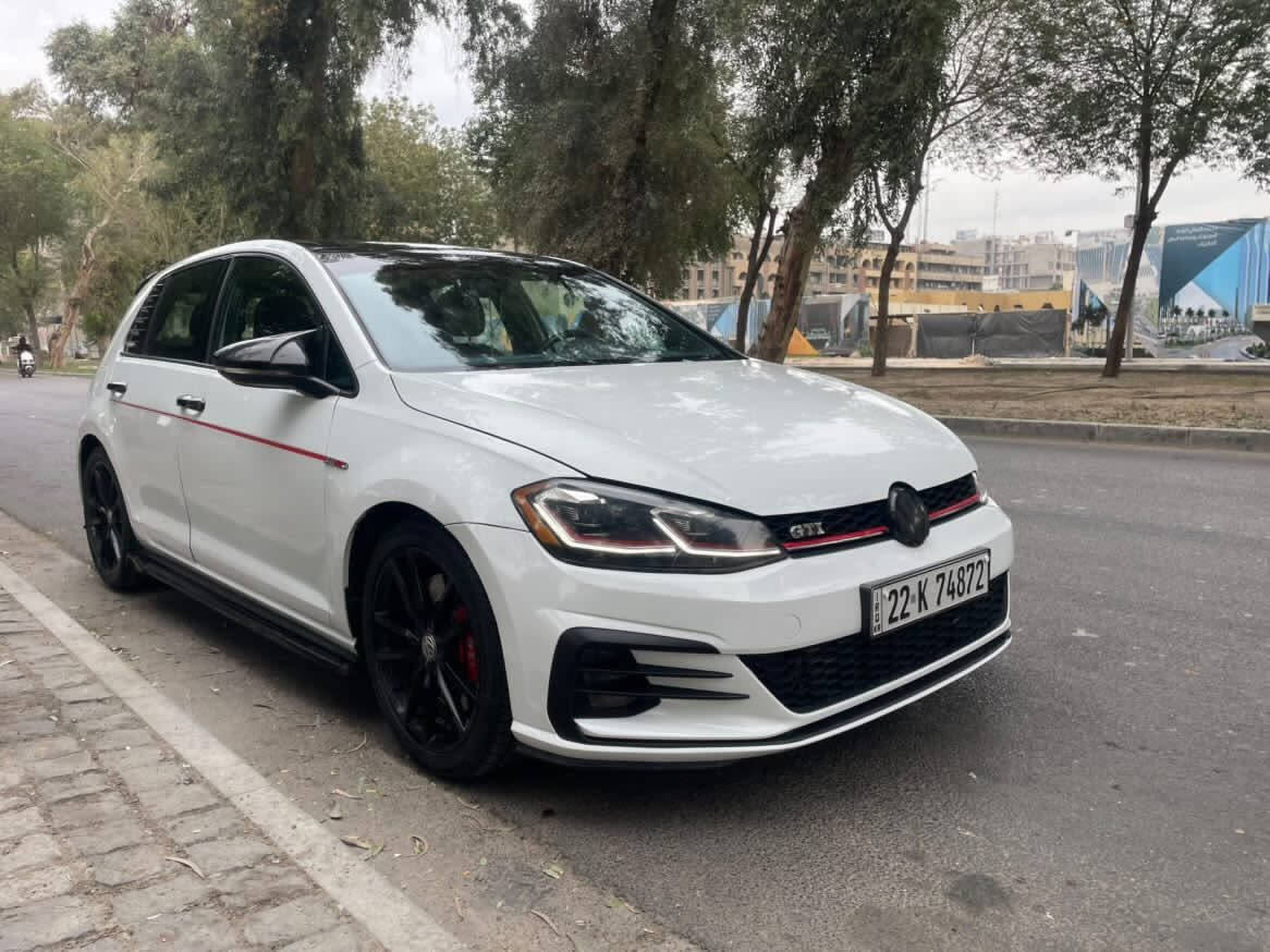 ✅ وارد أمريكي�✅ كير عادي (Manual)�✅ محرك 2.0 Turbo�✅ ممشى 63 ألف مايل فقط
المواصفات:�• صبغ وكالة عدا ضرر بسيط سابق�• داخلية جلد مع تدفئة�• تشغيل بصمة�• فتحة سقف�• شاشة ونظام معلومات متكامل�• تبريد وتدفئة
الصيانة والإضافات:�• كلج جديد�• برمجة 4Brothers�• داون بايب + كزوز 3 إنج�• شوتة رياضية�• السيارة مصروفة عليها وجاهزة للاستخدام
✅ مكينة وجير بحالة ممتازة�✅ جاهزة للفحص بأي مكان 
السعر 150$ 
📍 الموقع: بغداد
📞 ***********�اتصال أو واتساب
