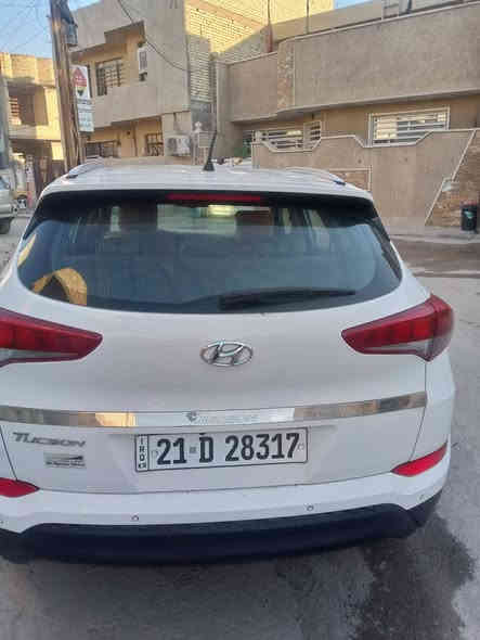 السلام عليكم
توسان موديل 2018
رقم سليمانيه باسمي 
مكاني بغداد الجديده 
بيهه صبغ قليل بلباب الخلفي والبنيد الصبغ مكانات كلش قليل الصبغ مكشر 
كير مكينه تبريد حداديه تمام 
تخم تاير وباتري قبل اسبوعين شادهن
ماشيه 116
سونار موجود بلمنشور 
اخوان مامتواجد بآلفيس موجود رقم اتصل عليه واذا ماعندك رصيد رمشلي اخابرك واني خادم
السعر 175 
***********
***********
