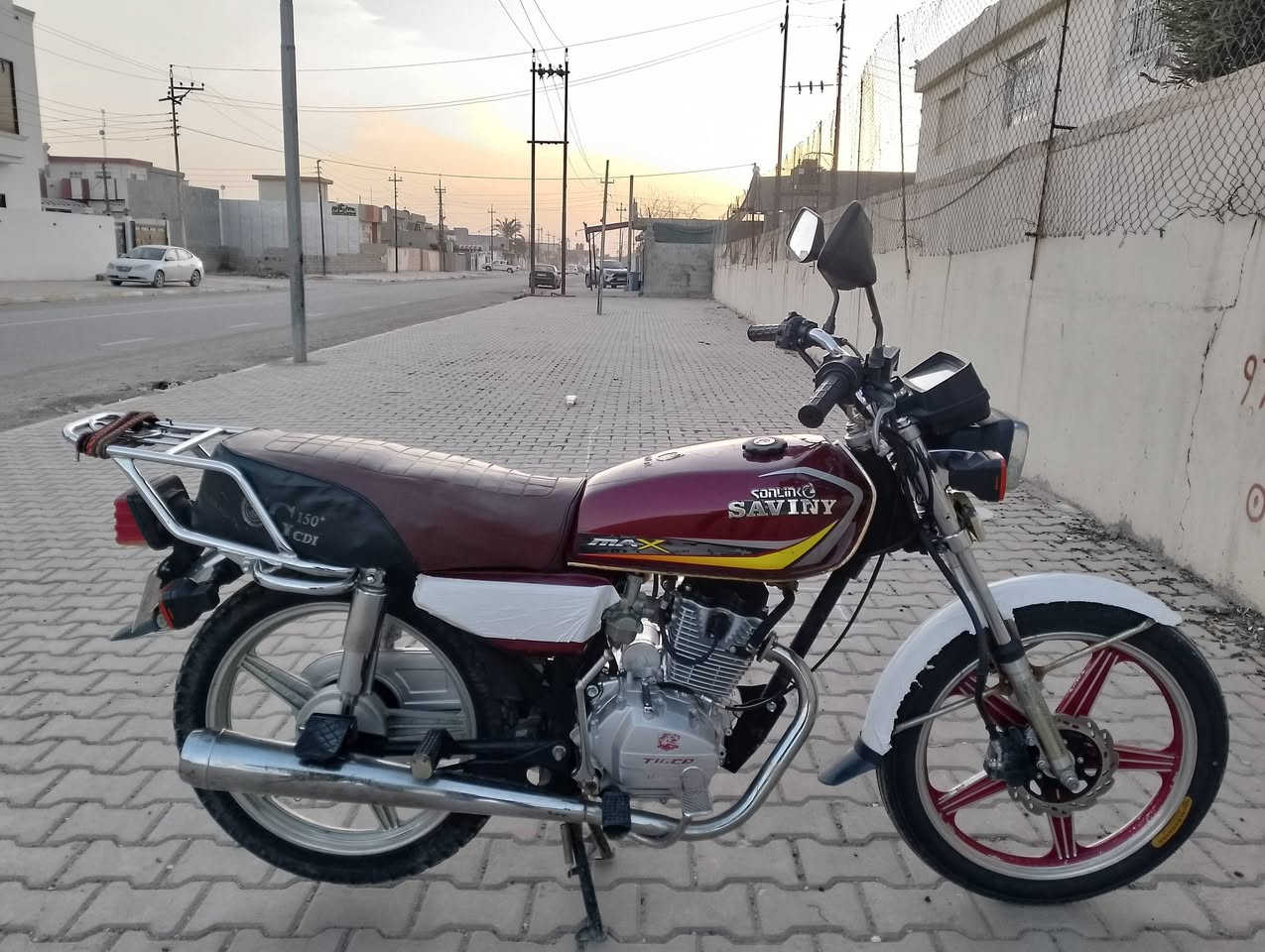 ماطور للبيع موديل 20 مابي اي عيب سعره 360 بي مجال بسيط شراي يخابر وتدلل ***********
