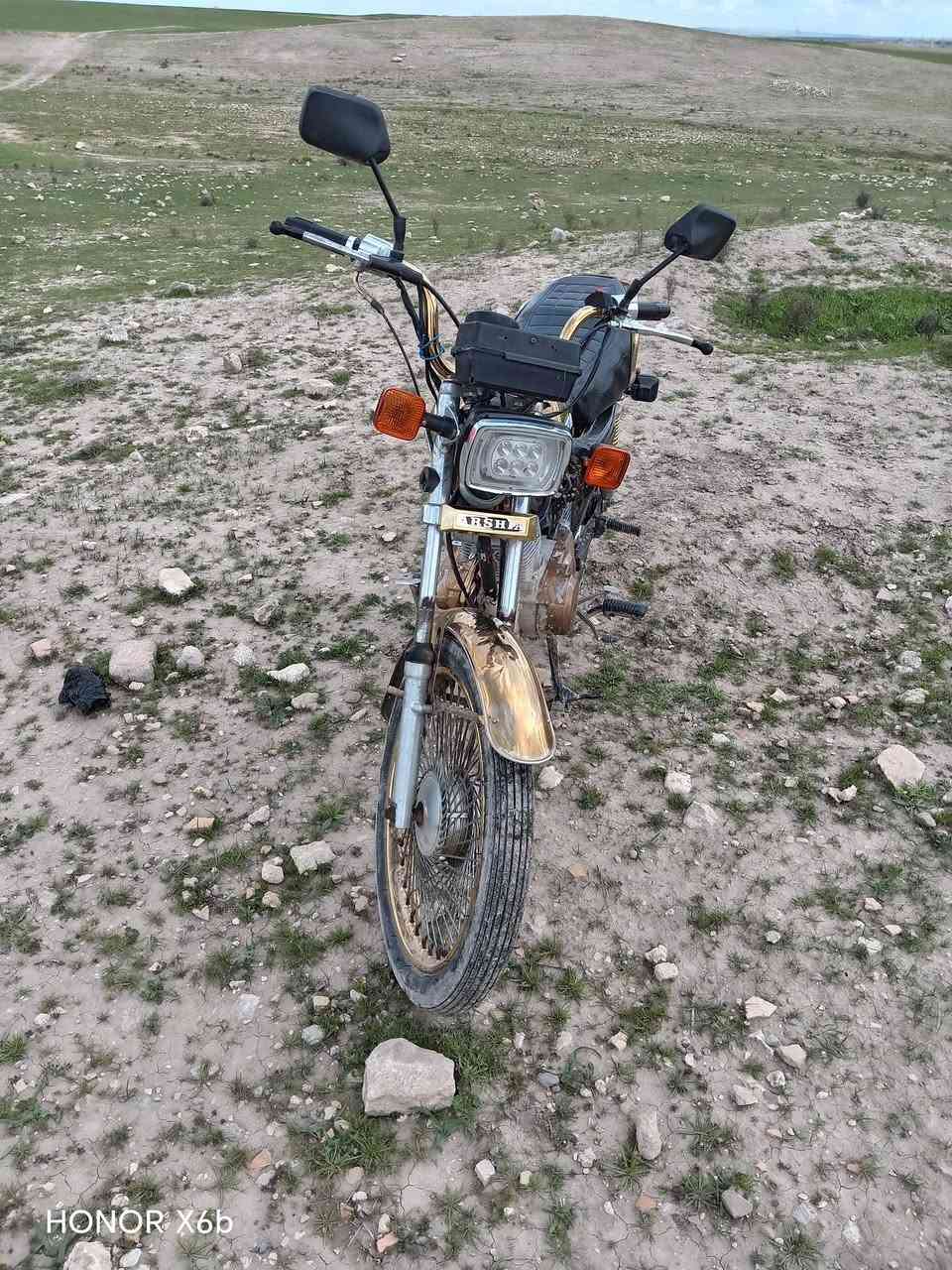 ماطور تايكر للبيع شغال كامل مابي شي السعر 260 بي مجال قليل التواصل على الرقم ***********
