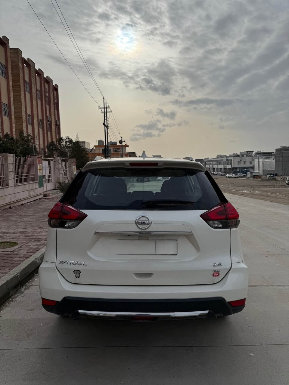 نیسان ئێکسترەیل (2021) سەیارەکە بێ دەعم و بێ بۆیاخە 28,000 کم ڕۆیشتووە یەک دەستە لە سفریەوە لای خۆمە
هەموو گیانی لۆکە لەسەر دەقی شەریکە ماوەتەوە
شوخت و چاڵ و چۆڵی نییە هیچ مەسرەفێکی تیانییە
سەنەوی تازەیە هەتا مانگی 5ی2027 ڕەقەمی تازەیە..
نرخی 22000$
0773 699 0862 السليمانية, العراق
