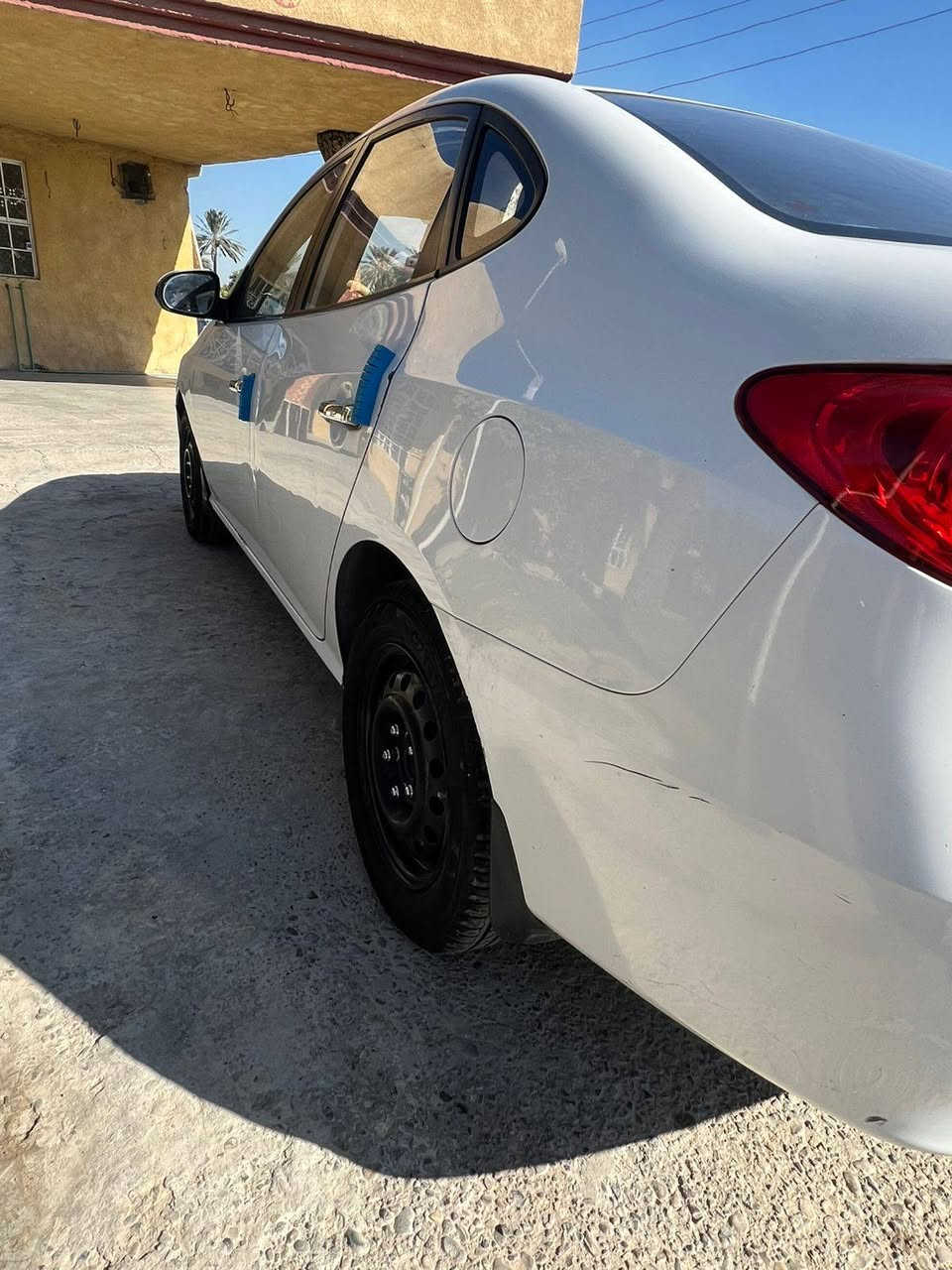 الانترا 2011 مكفولة عدا رصعتين بسيطات على و ظعهن
محرك 1600 مكفول كير محرك تبريد تخم تاير  تحويل باسم راعيهة للعلم اني مكلف بالنشر 
مكان السيارة بغداد 
للاستفسار 
‏‪***********‬‏
