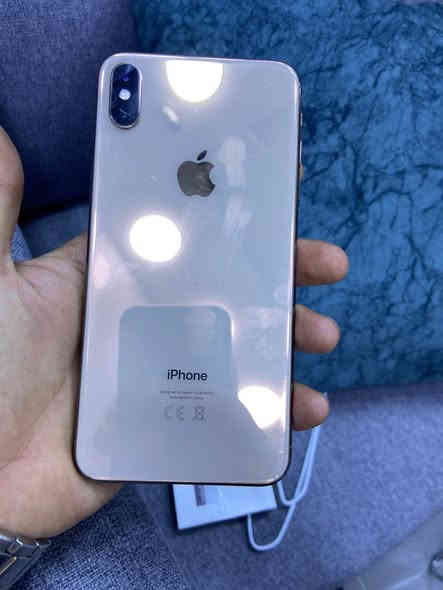 السلام عليكم أيفون اكس ماكس 256 على وضع الوكاله الجهاز ما مفتوح برغي ما ملعوب بي الجهاز كله شغاله الفيس إيدي يعلك او شخط بل جامه مالت الكامره السعر 175 او بي مجال مكاني بغداد المنصور 14 رمضان رقمي ***********
