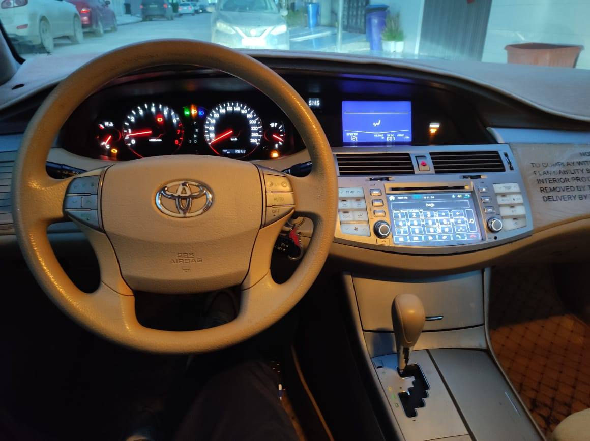 افلون 2009 مواصفات عادي خليجي 
كشنات اماميه كهربايه +تحكم استيرن. 
رقم سليمانيه بسمي سنويه لحد 2031 
محرك مكفول من الصرف والبخار صدر كله امبدل جديد تايرات جديد 
صبخ 1 قطعه جاملخ سكن بدون دواخل 
ما بيها اي نقص 
مكاني كركوك رقم ***********
سعر 135 و بيها مجال بصيط كركوك, العراق
