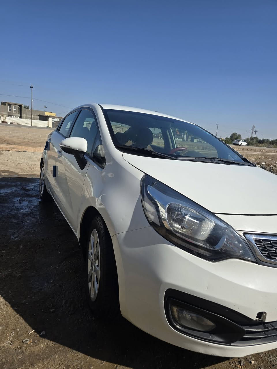 كيا ريو 2013 خليجي  رقم قادسيه جديد سنويه ل ٢٠٢٨ 
سعر ٩٥ وبيه مجال 
***********
