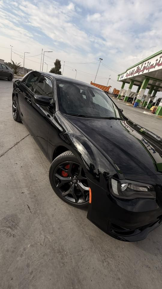 اوباما 2016 لون اسود 3600 s فول مواصفات بيها جاملغ الأيمن الخلفي صبغ وPDR بابين الأيمن سياره وارد كندي داخله كلين 
للاستفسار اكثر 
***********
