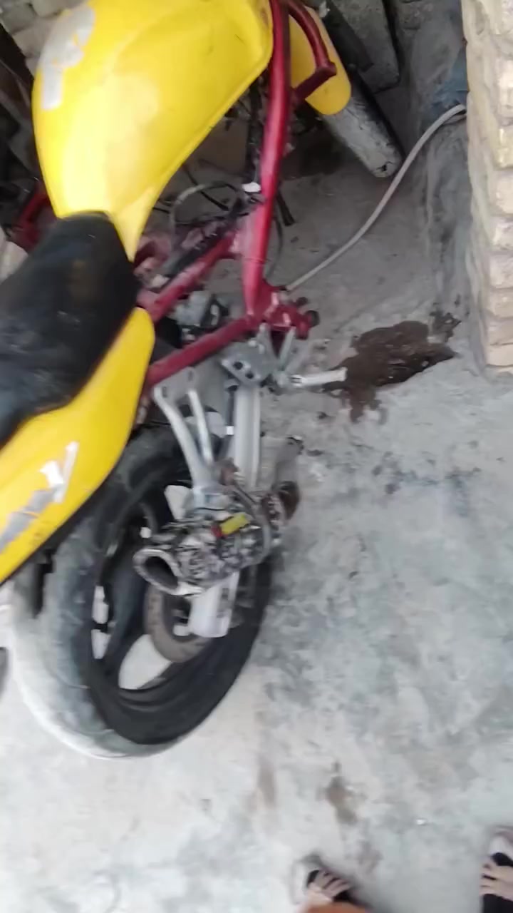 تفصيخ بانده كرستال للبيع شاصي أوراق كمرك مدفوع شنو تحتاج موجود للستفسار *********** يوجد خدمه توصيل وكلشي جوه السوك
