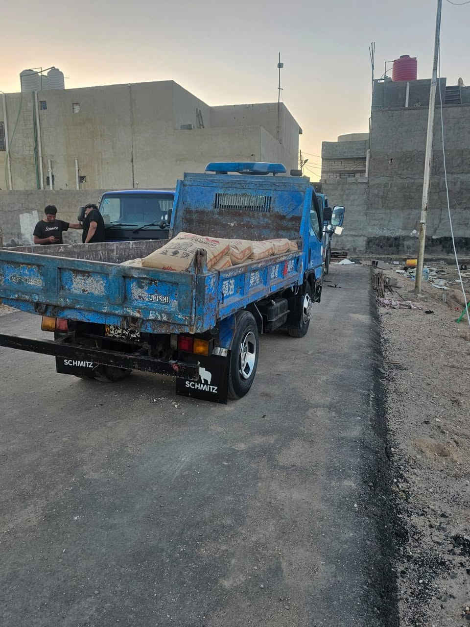 سلام عليكم كنتر البيع سياره مكفوله مكينه 33 اله تنقيص وله تبخير  مكاني البصره حمدان ‏‏‪***********‬‏
