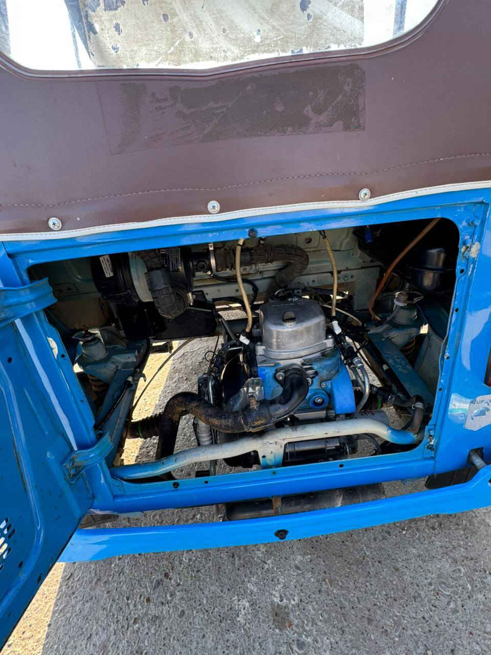 السلام عليكم تكتك زركه موديل 2022 مرقم للبيع
بيها ضربه لغد وصفحه.. مكينه مكفوله 
العنوان:بغداد جسر ديالى القديم  
السعر 8 مليون بيها مجال
رقم الهاتف ***********
