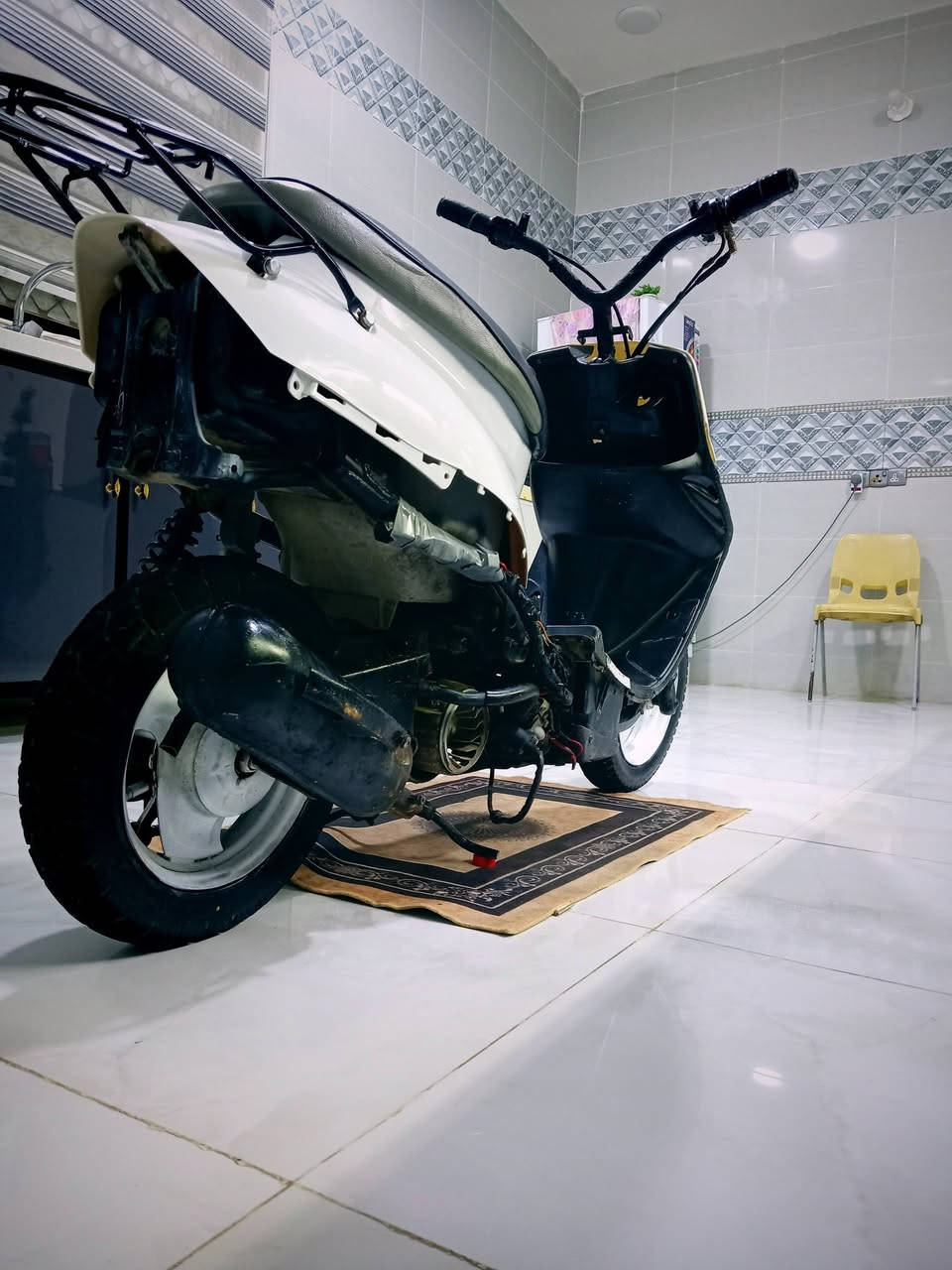 سلام عليكم ذبانه البيع
بدون أوراق
سعرها ١٨٥وبيه مجال
مكان عماره( حي صادق) قرب اربع سايدات عابجيه


**إذا كنت صاحب هذا الإعلان وتريد حذفه لأي سبب، رجاءا أرسل رسالة إلى الدعم الفني**